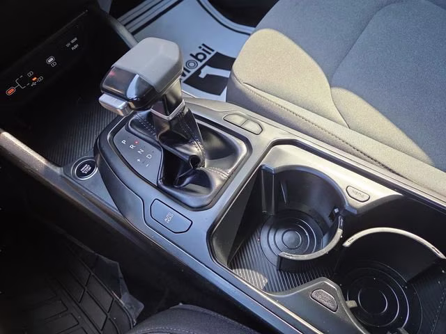 2025 Snow White Pearl Kia K4 LXS FWD Sedan