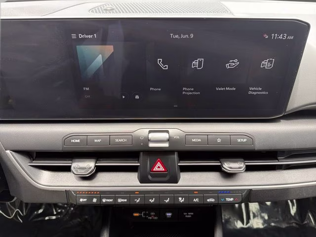 2025 Snow White Pearl Kia K4 LXS FWD Sedan