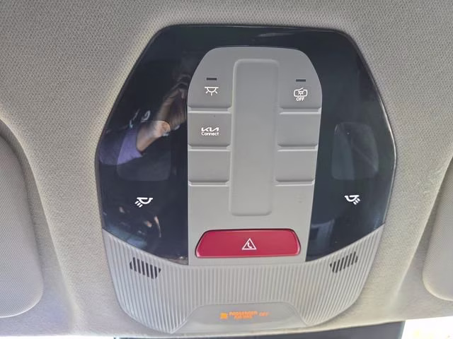 2025 Snow White Pearl Kia K4 LXS FWD Sedan