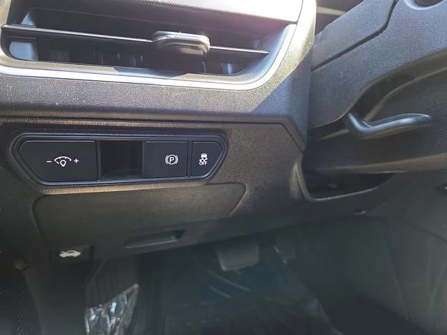 2025 Snow White Pearl Kia K4 LXS FWD Sedan