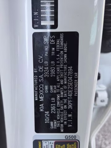 2025 Snow White Pearl Kia K4 LXS FWD Sedan