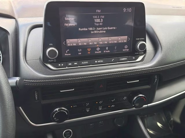 2022 Glacier White Nissan Rogue S FWD SUV