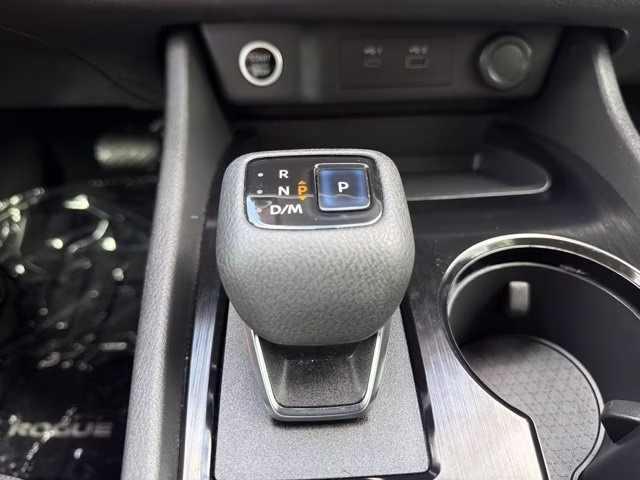 2022 Glacier White Nissan Rogue S FWD SUV