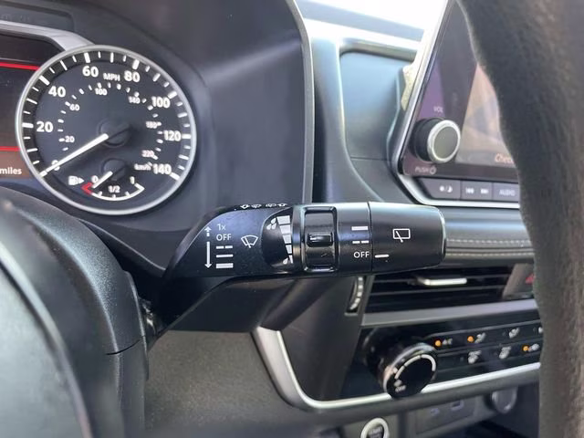 2022 Glacier White Nissan Rogue S FWD SUV