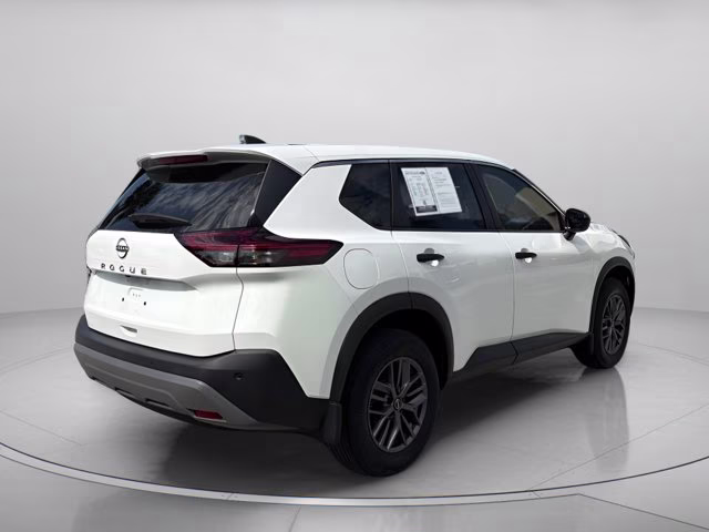 2022 Glacier White Nissan Rogue S FWD SUV