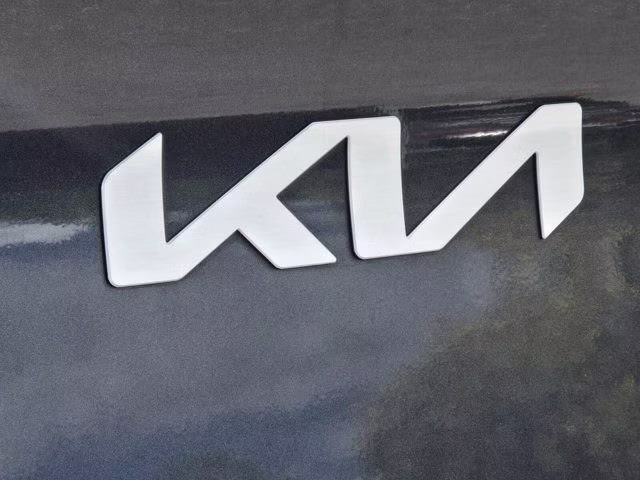 2024 Gravity Gray Kia Sportage EX AWD SUV