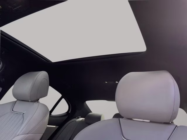 2023 Uyuni White Genesis G70 2.0T RWD Sedan