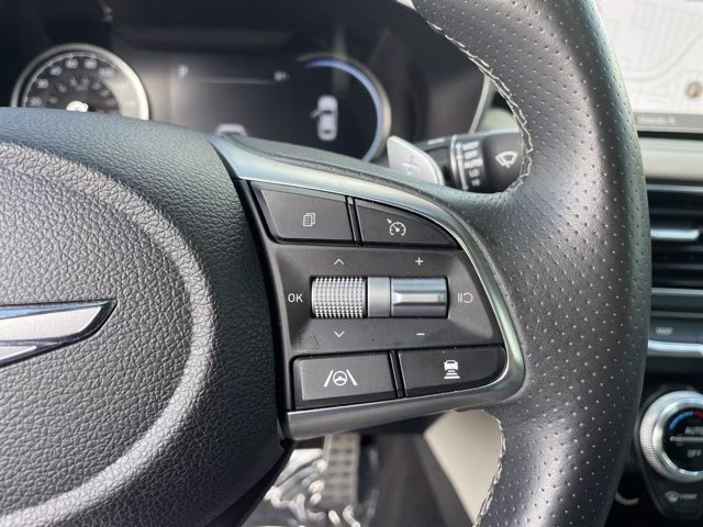 2023 Uyuni White Genesis G70 2.0T RWD Sedan