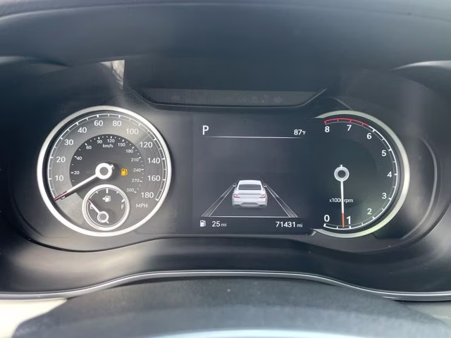2023 Uyuni White Genesis G70 2.0T RWD Sedan
