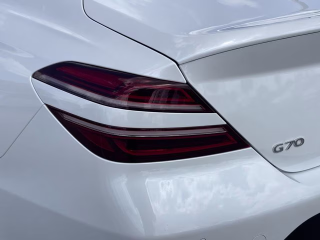 2023 Uyuni White Genesis G70 2.0T RWD Sedan