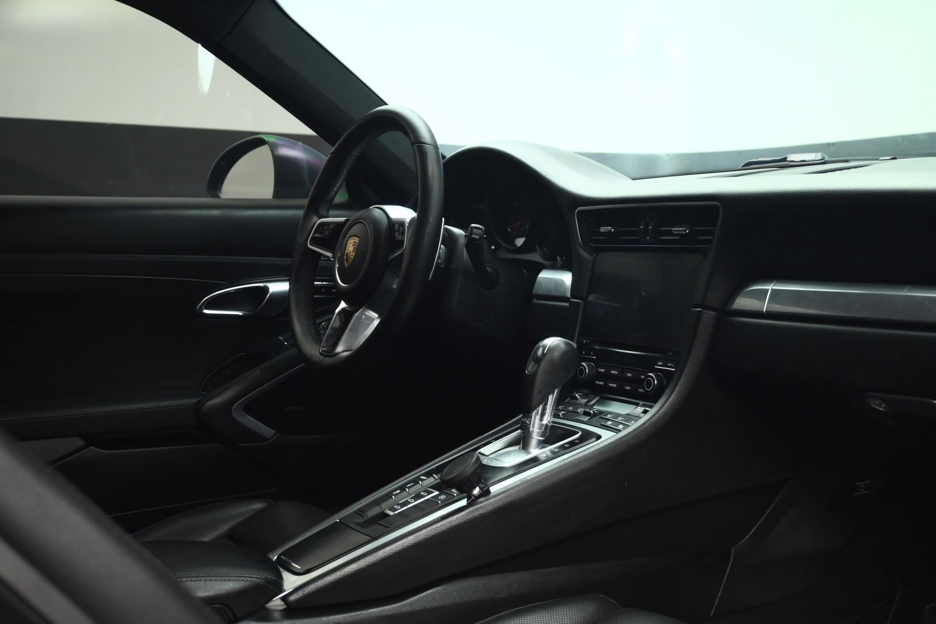 2018 Gray Porsche 911 Carrera RWD Coupe