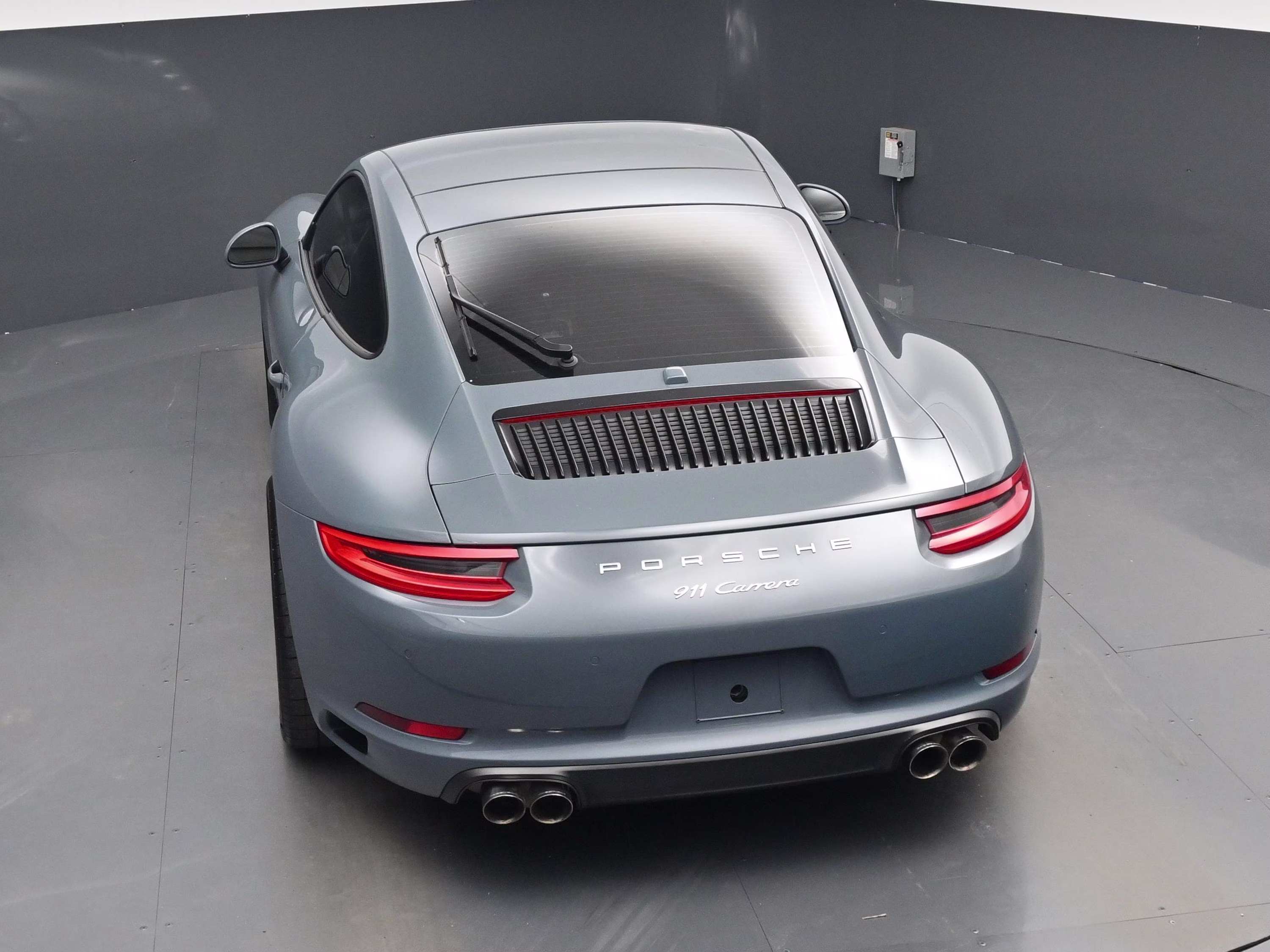 2018 Gray Porsche 911 Carrera RWD Coupe