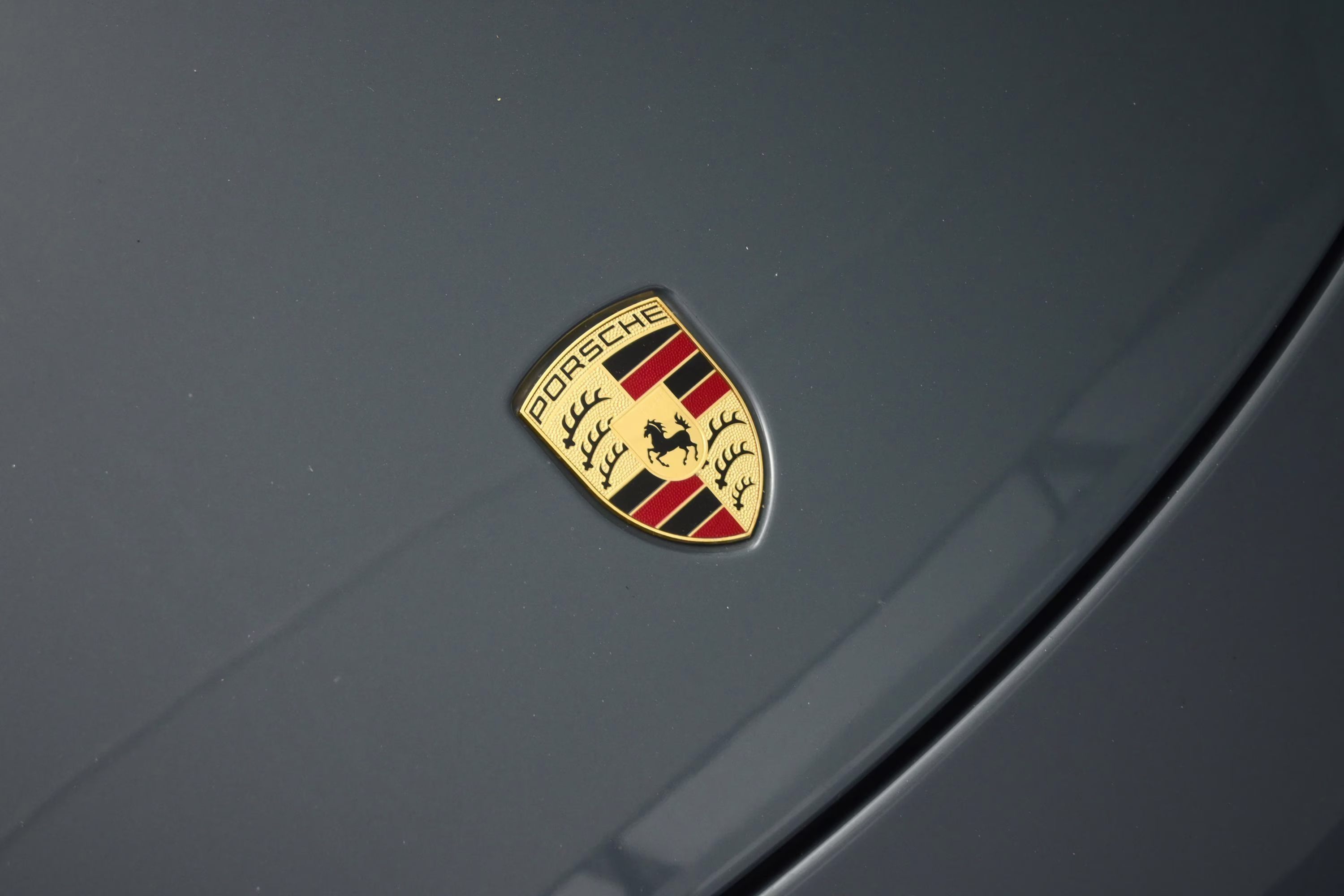 2018 Gray Porsche 911 Carrera RWD Coupe