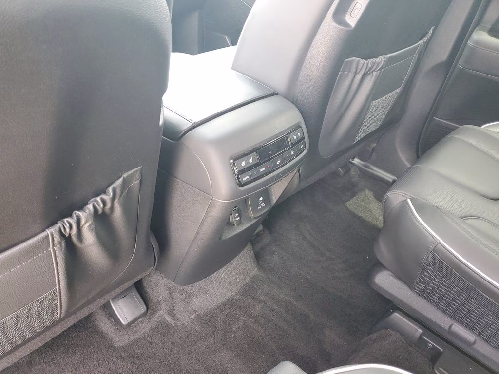 2024 Abyss Black Pearl Hyundai Palisade SEL FWD SUV