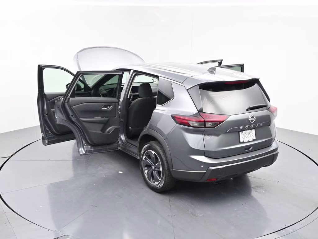 2025 Gun Metallic Nissan Rogue SV FWD SUV
