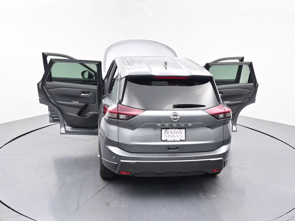 2025 Gun Metallic Nissan Rogue SV FWD SUV