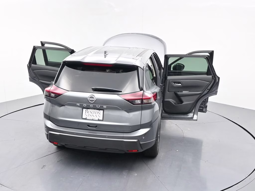 2025 Gun Metallic Nissan Rogue SV FWD SUV