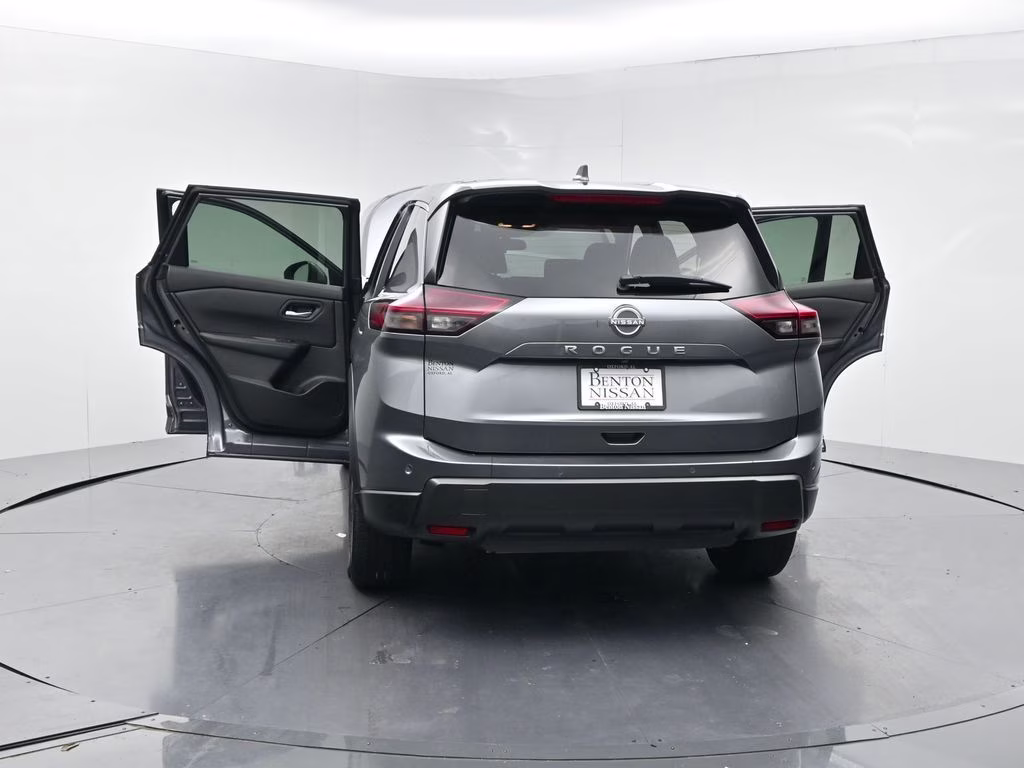 2025 Gun Metallic Nissan Rogue SV FWD SUV