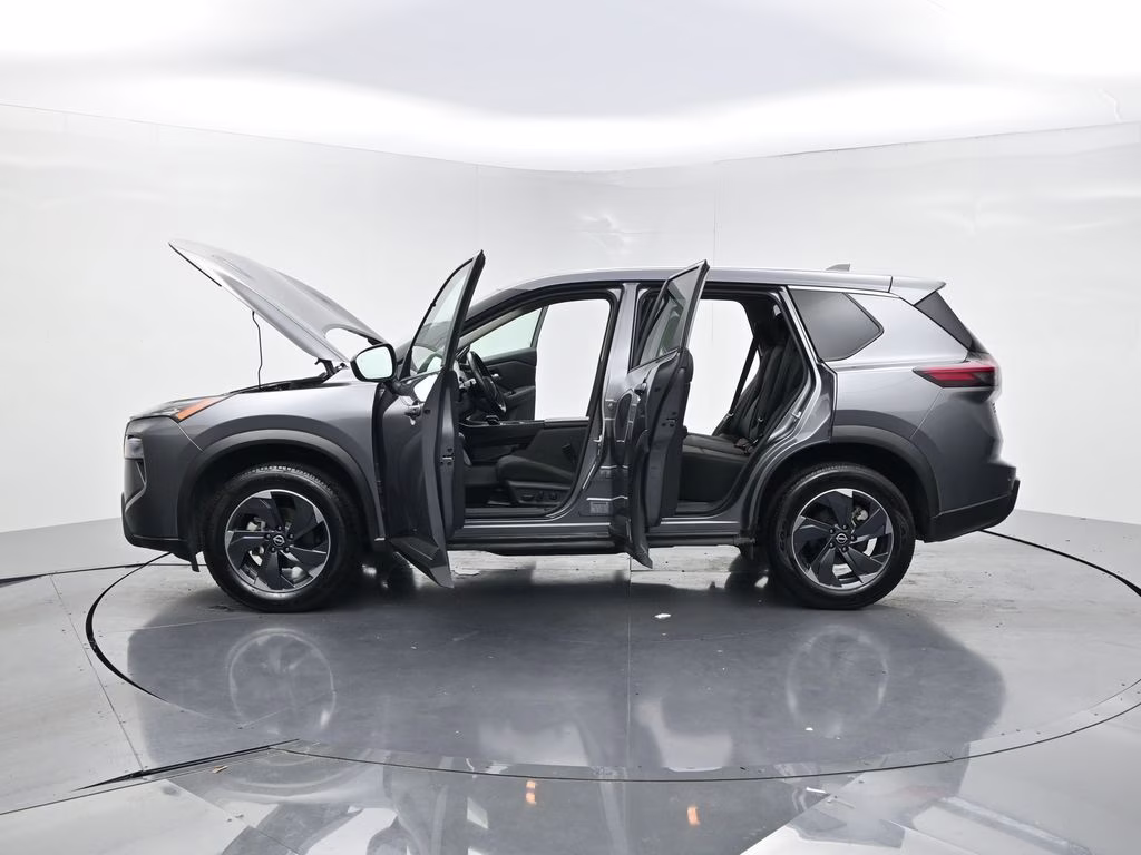 2025 Gun Metallic Nissan Rogue SV FWD SUV