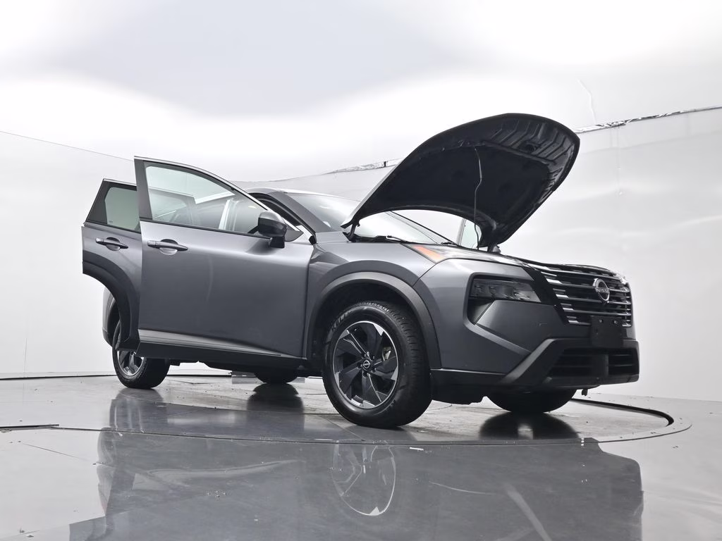 2025 Gun Metallic Nissan Rogue SV FWD SUV