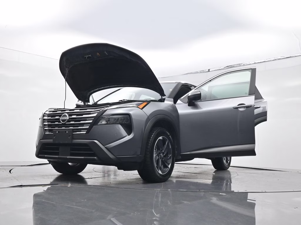 2025 Gun Metallic Nissan Rogue SV FWD SUV
