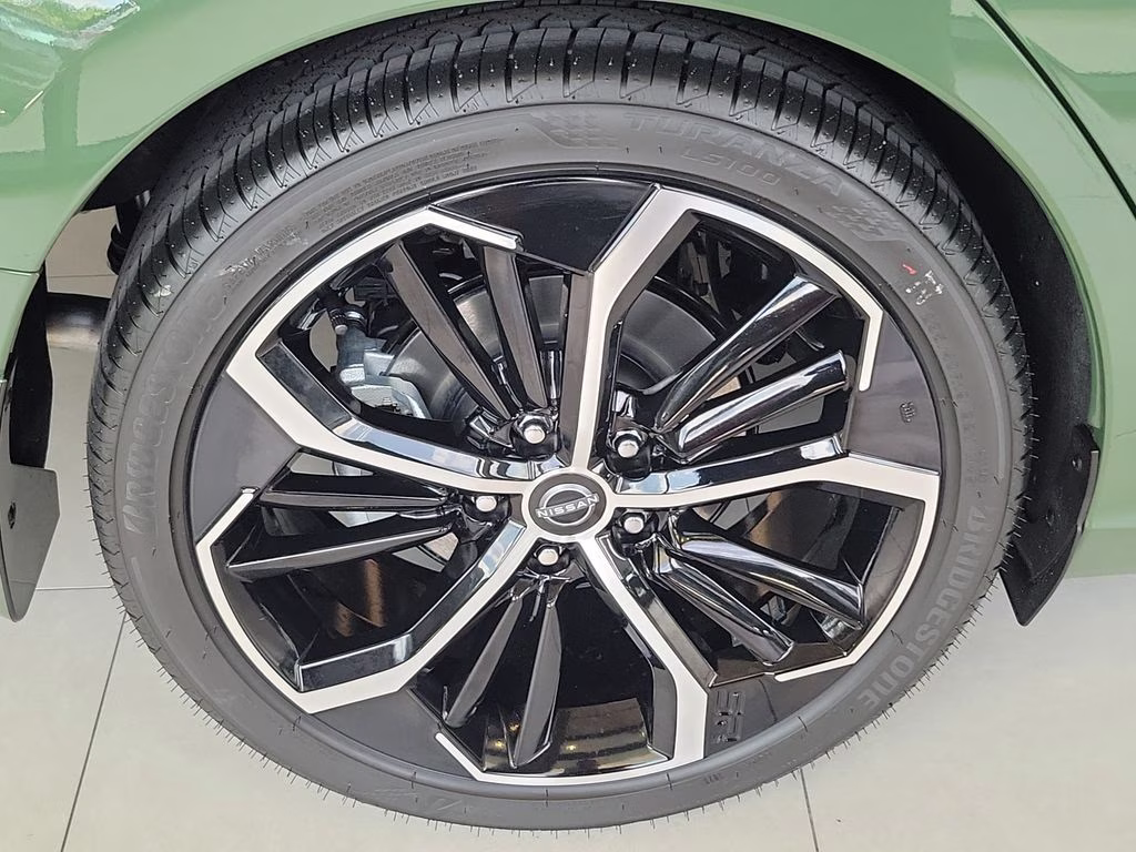 2026 Tactical Grn/Super Black Nissan Altima 2.5 SR FWD Sedan