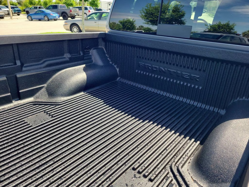 2026 Gun Metallic Nissan Frontier PRO-4X 4X4 Truck