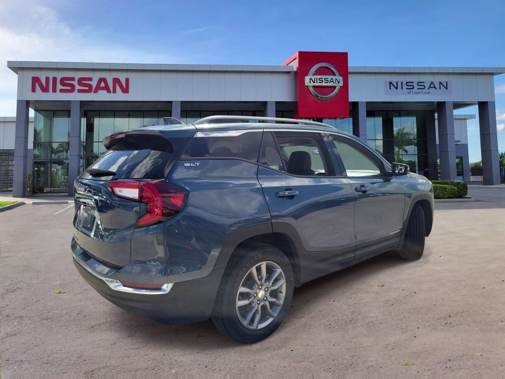 2024 Downpour Metallic GMC Terrain SLT FWD SUV