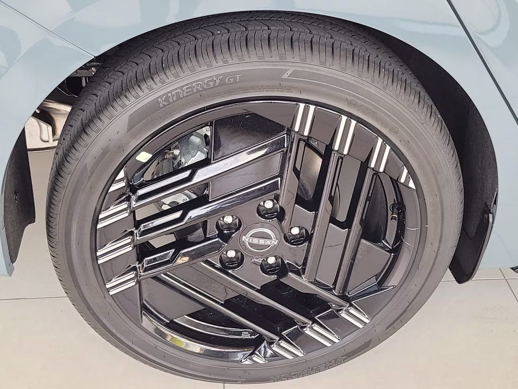 2026 Atlantic Gray/Super Black Nissan Sentra SR FWD Sedan