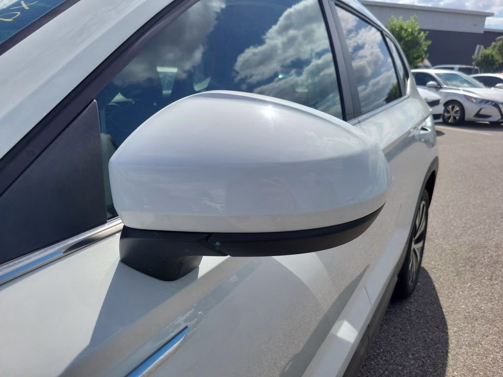 2024 Silver Volkswagen Taos 1.5T SE FWD SUV