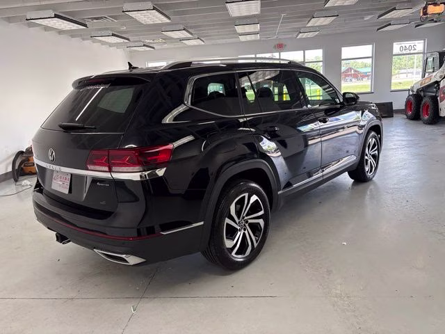 2023 Deep Black Pearl Volkswagen Atlas SEL AWD SUV