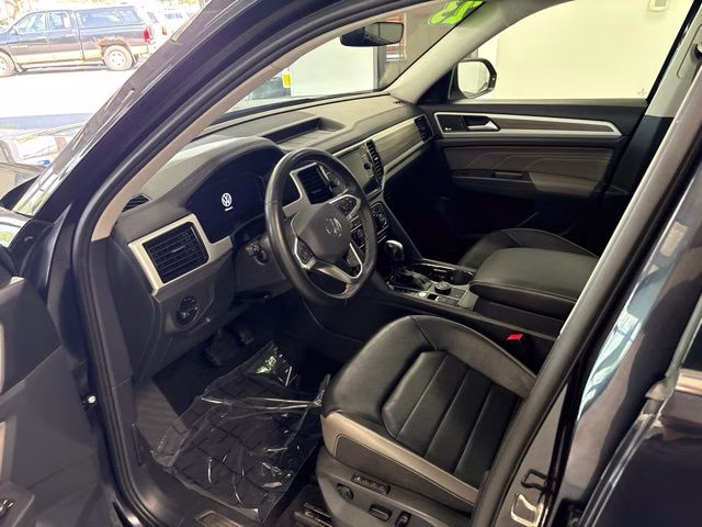 2023 Deep Black Pearl Volkswagen Atlas SEL AWD SUV