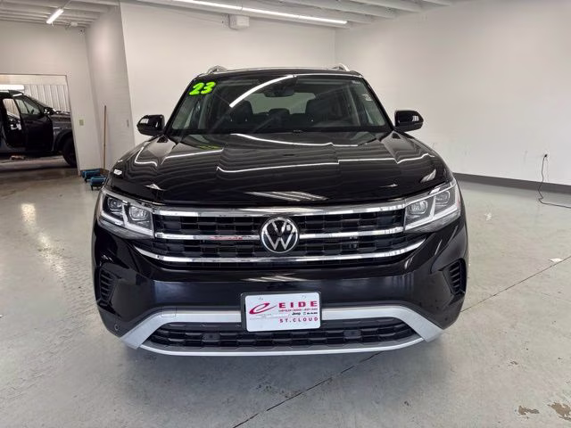 2023 Deep Black Pearl Volkswagen Atlas SEL AWD SUV