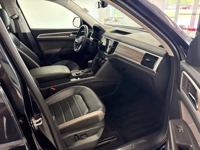 2023 Deep Black Pearl Volkswagen Atlas SEL AWD SUV