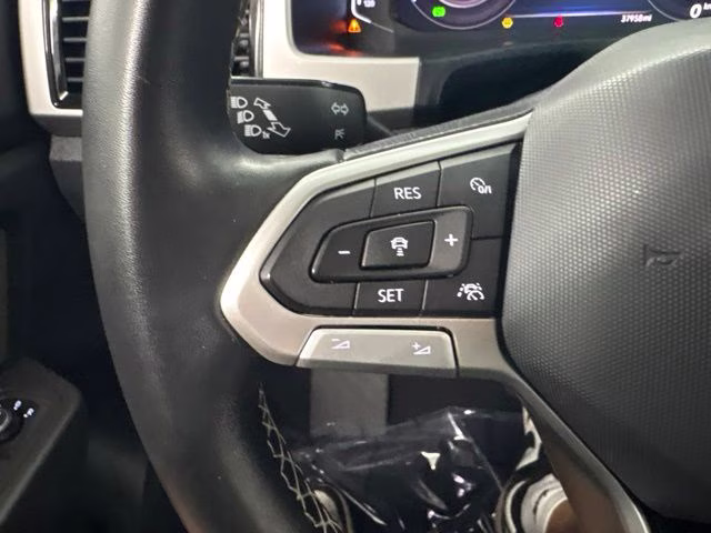 2023 Deep Black Pearl Volkswagen Atlas SEL AWD SUV