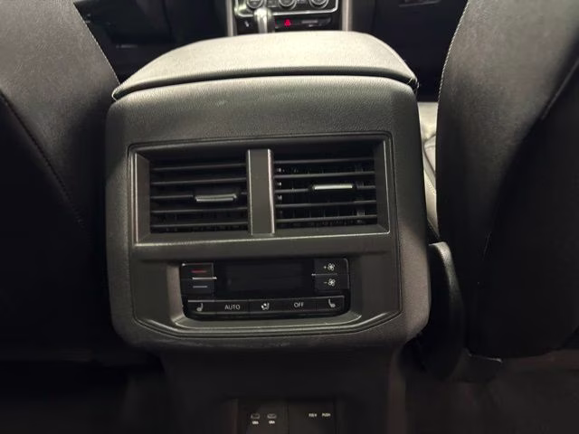 2023 Deep Black Pearl Volkswagen Atlas SEL AWD SUV