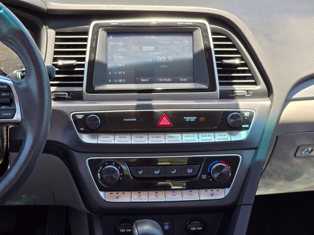 2018 Symphony Silver Hyundai Sonata SEL FWD Sedan