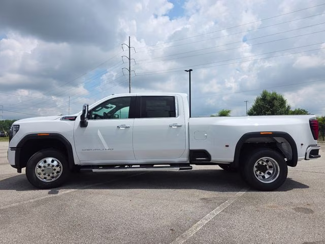 2026 Summit White GMC Sierra 3500HD Denali 4X4 Truck
