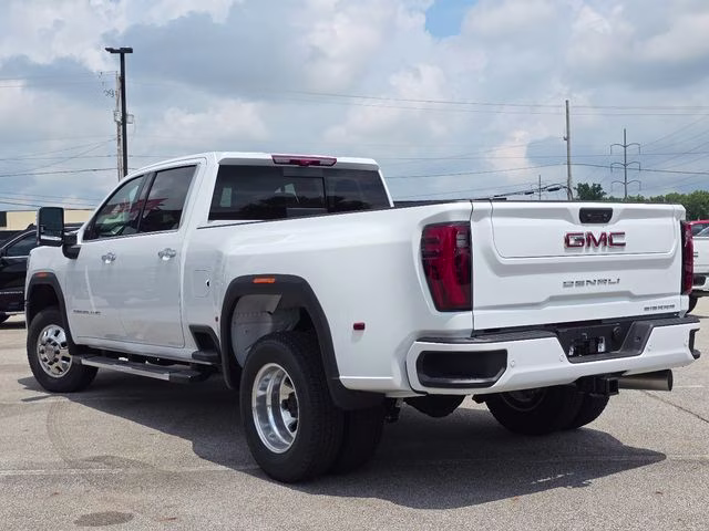 2026 Summit White GMC Sierra 3500HD Denali 4X4 Truck