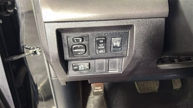 2015 Black Toyota Tundra SR5 4X4 Truck