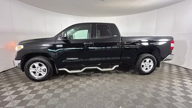 2015 Black Toyota Tundra SR5 4X4 Truck