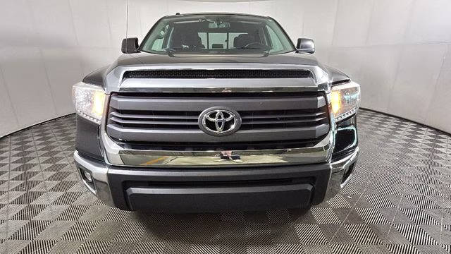 2015 Black Toyota Tundra SR5 4X4 Truck