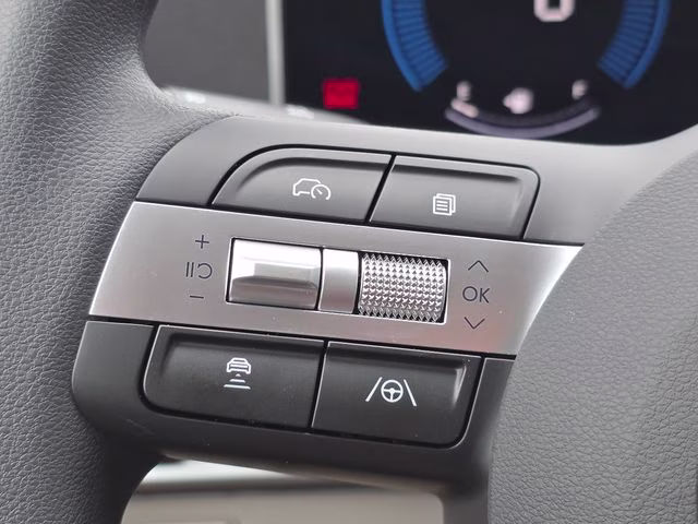2026 Shimmering Silver Hyundai Tucson SE AWD SUV