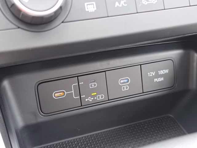 2026 Shimmering Silver Hyundai Tucson SE AWD SUV