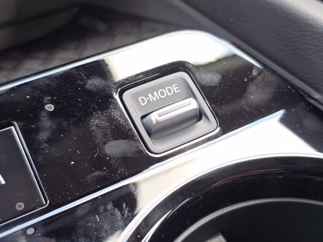 2026 Everest White Pearl Tricoat Nissan Murano SV AWD SUV