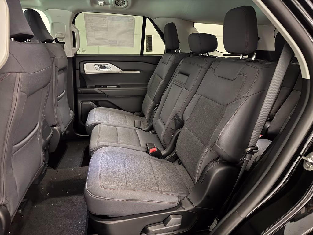 2026 Agate Black Metallic Ford Explorer Active RWD SUV