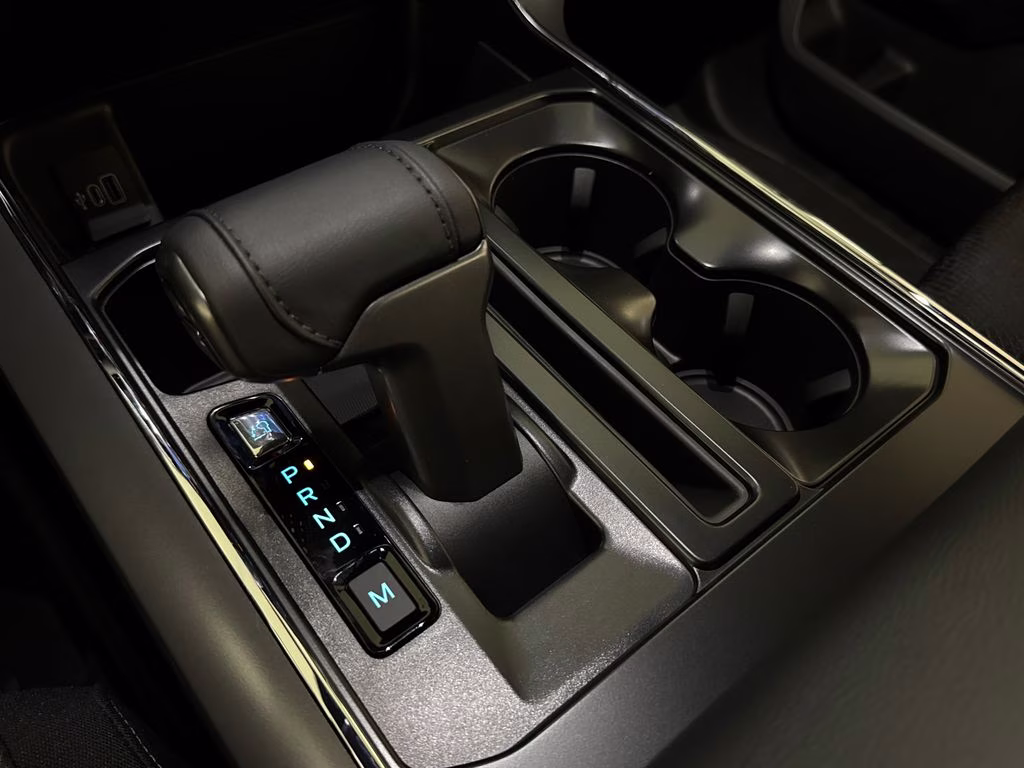 2026 Avalanche Ford F-150 XLT RWD Truck