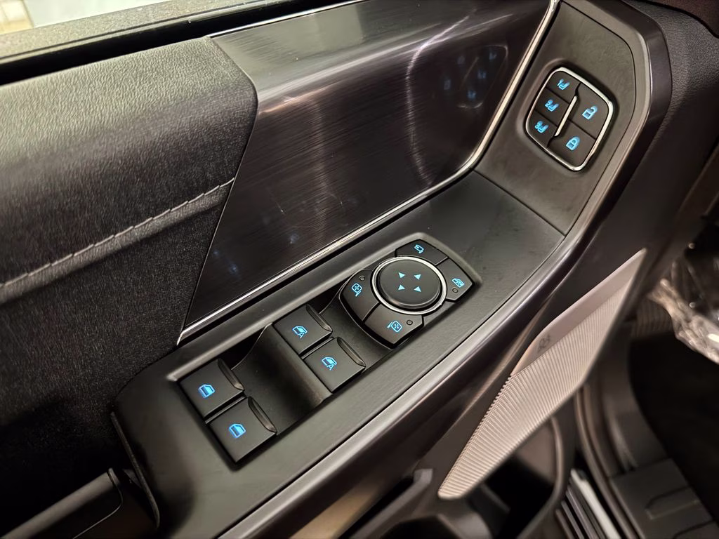 2026 Agate Black Metallic Ford F-150 Lariat 4X4 Truck