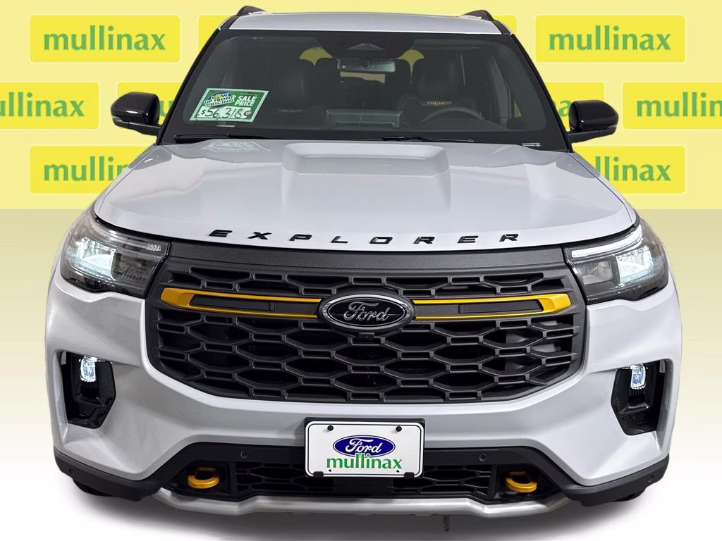 2026 Space White Metallic Ford Explorer Tremor 4X4 SUV