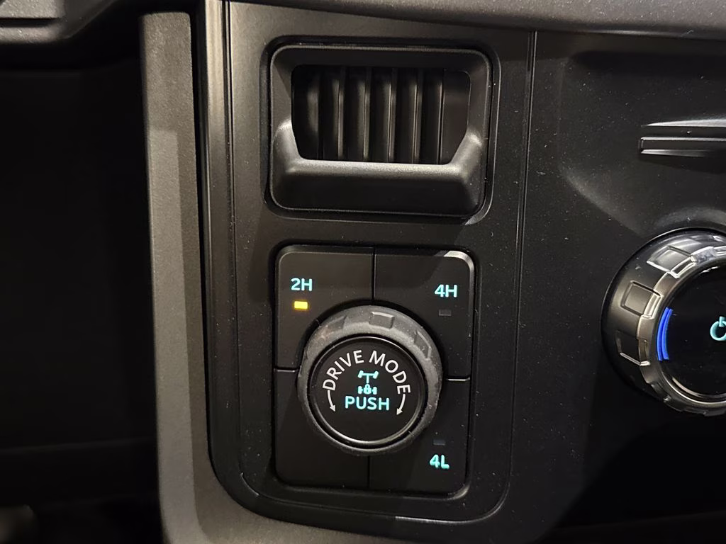 2026 Carbonized Gray Metallic Ford F-150 XLT 4X4 Truck